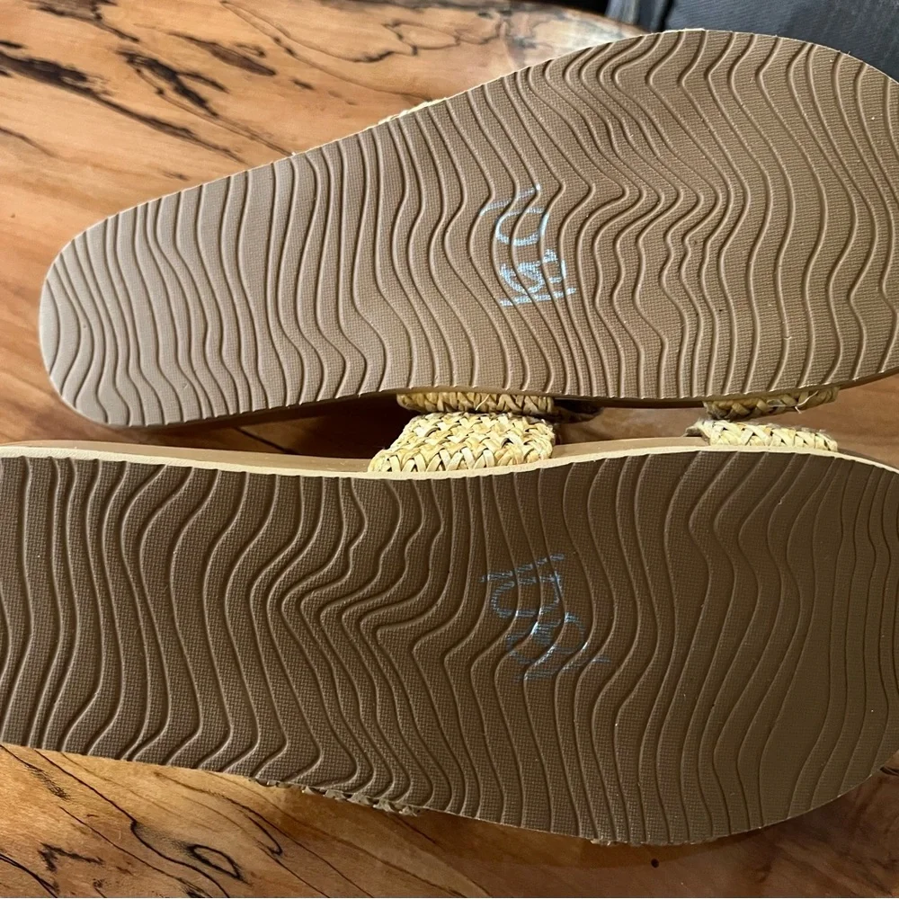 Reef Tan Cushion Vista Braid Woven Slide Sandals - Picture 4 of 7